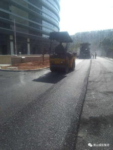 市政園林公司順利完成廣宇新時(shí)代道路瀝青攤鋪工程