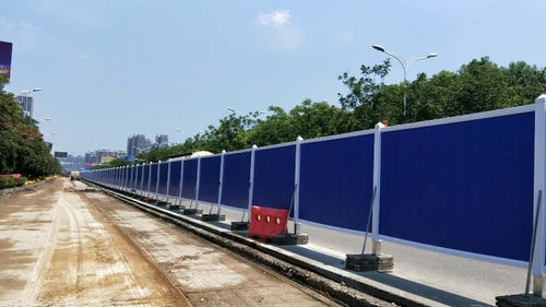 廣東深圳PVC圍擋與噴繪招牌在市政工程中的應(yīng)用及廠家直銷優(yōu)勢(shì)